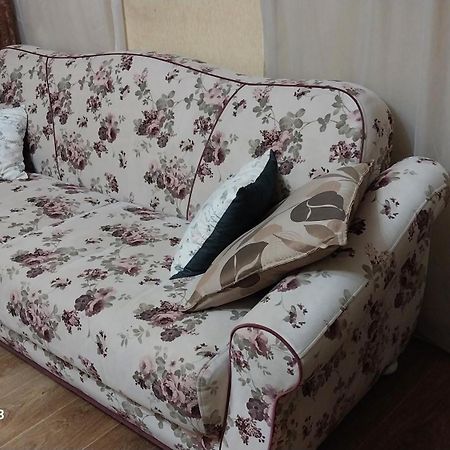 Apartment Gumbri 24 ティビリシ エクステリア 写真
