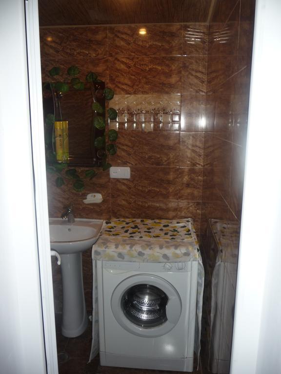 Apartment Gumbri 24 ティビリシ エクステリア 写真